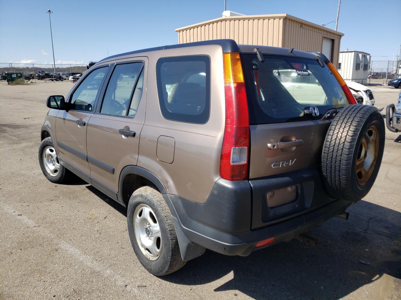 Photo 3 from auction – 2004 HONDA CR-V LX with VIN JHLRD68484C010501
