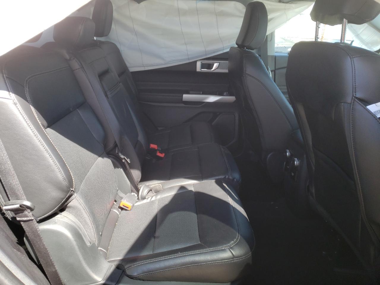 Photo 6 from auction – 2021 FORD EXPLORER L with VIN 1FMSK7FHXMGB51428