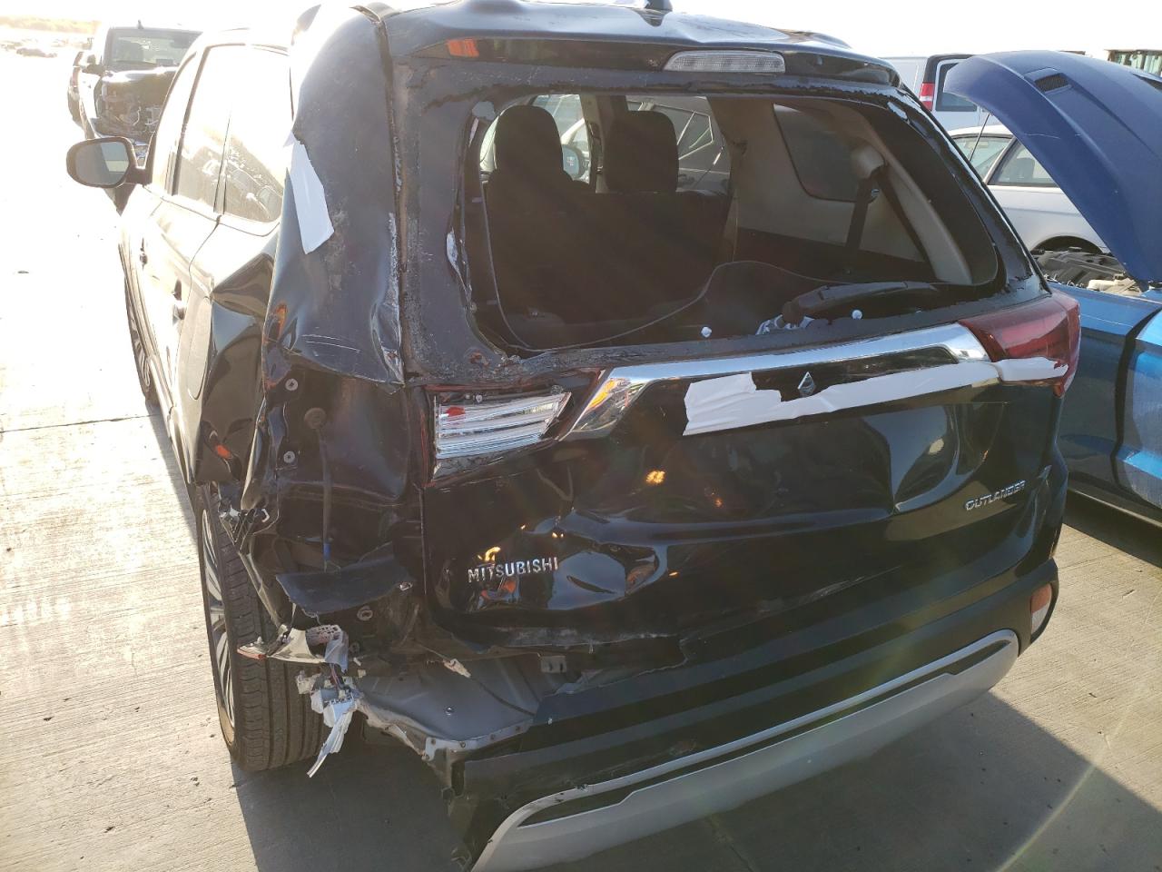 Photo 9 from auction – 2019 MITSUBISHI OUTLANDER with VIN JA4AZ3A35KZ006468