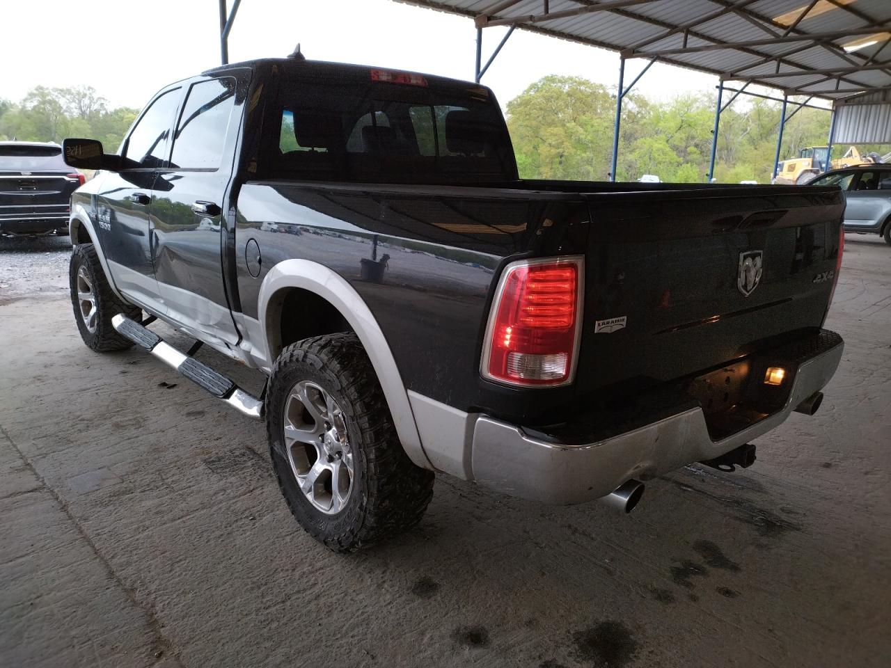 Фото 3 с аукциона – 2014 RAM 1500 LARAM с VIN 1C6RR7NTXES315688