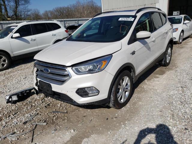 Photo 2 from auction – 2017 FORD ESCAPE SE with VIN 1FMCU9G95HUD68233