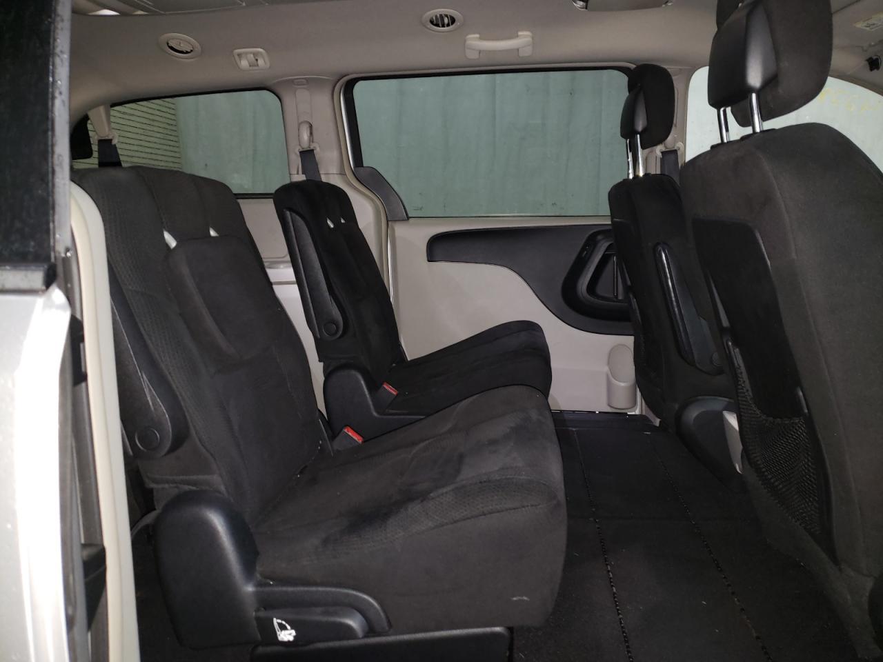 Photo 6 from auction – 2012 DODGE GRAND CARA with VIN 2C4RDGDG3CR111941