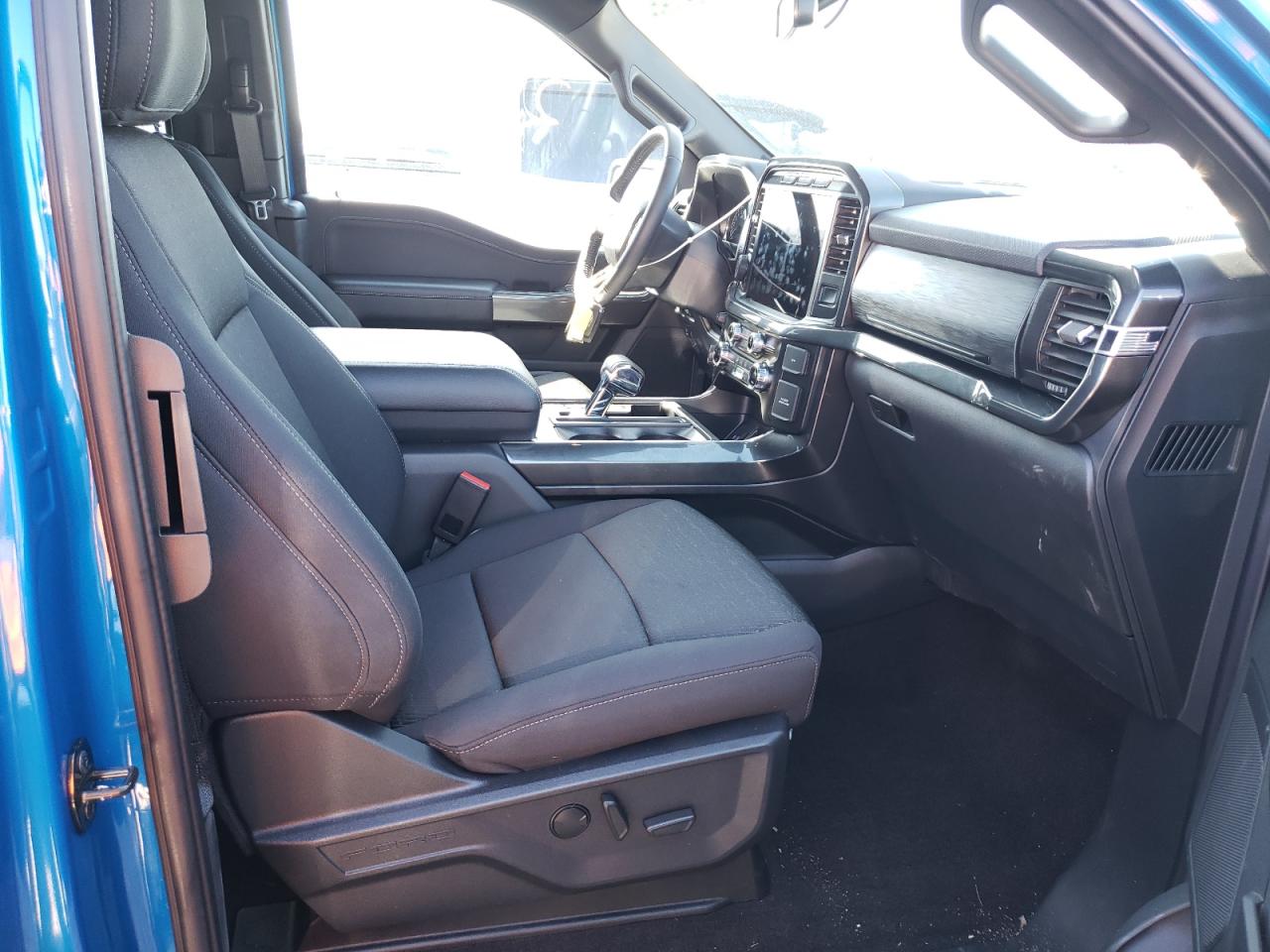 Photo 5 from auction – 2021 FORD F150 SUPER with VIN 1FTFX1E81MFD03091