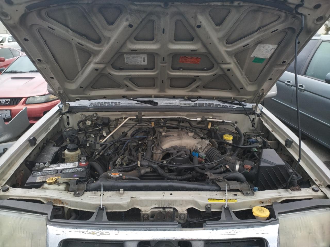 Photo 7 from auction – 2000 NISSAN FRONTIER C with VIN 1N6ED27Y6YC425392