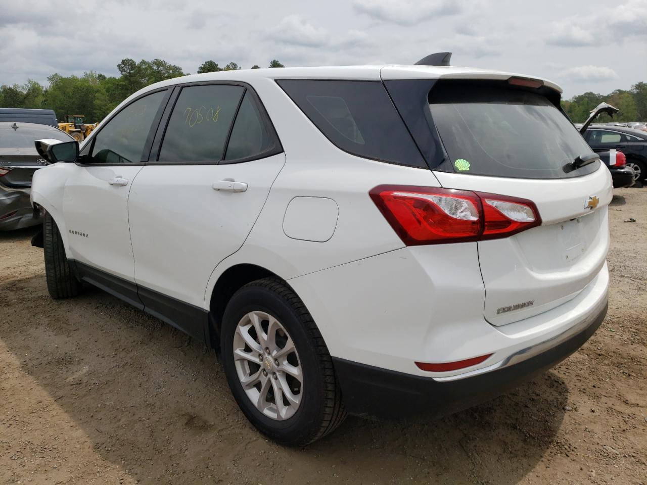 Photo 3 from auction – 2018 CHEVROLET EQUINOX LS with VIN 3GNAXHEV6JS643960
