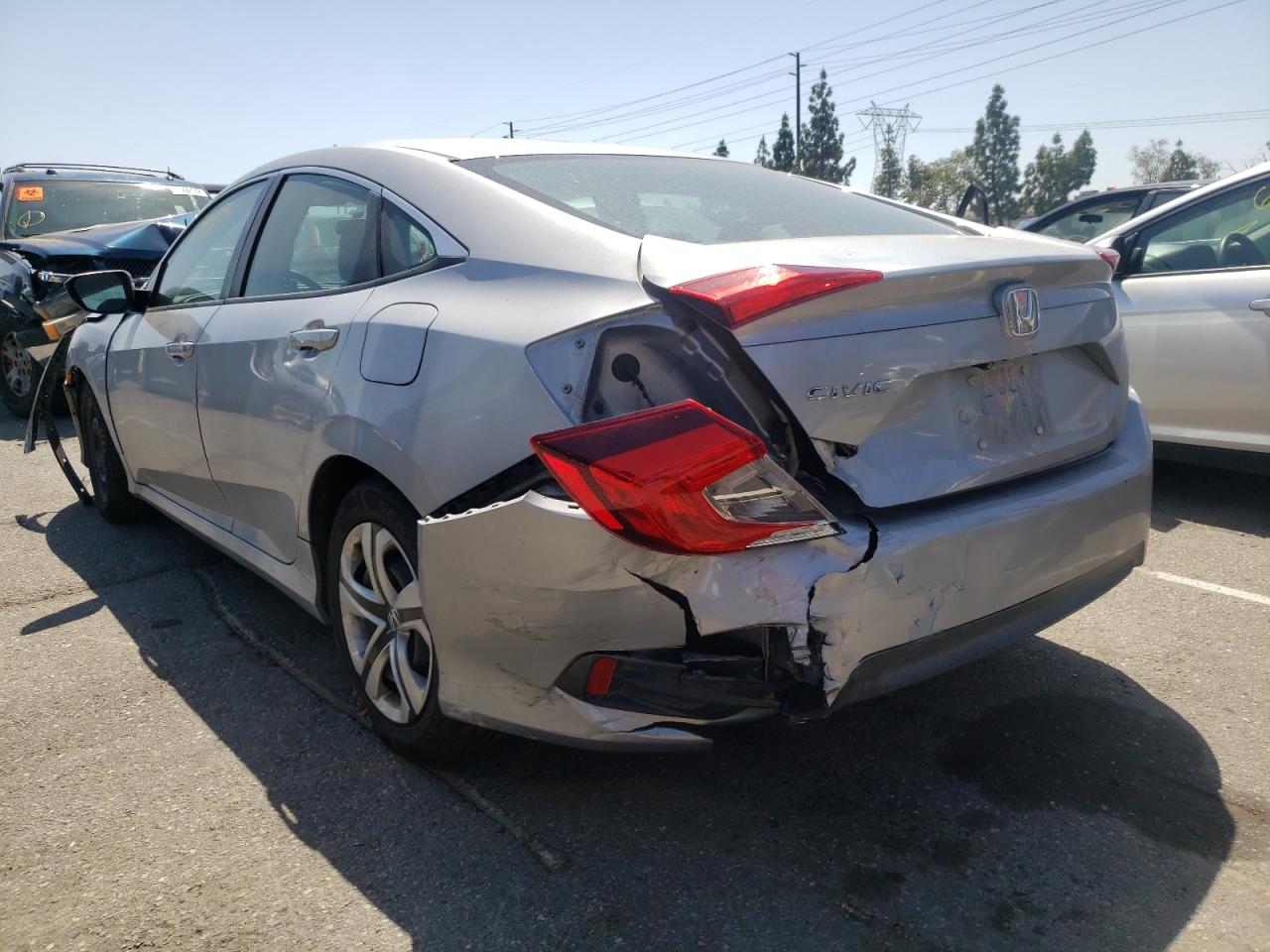 Photo 3 from auction – 2017 HONDA CIVIC LX with VIN 2HGFC2F59HH508475