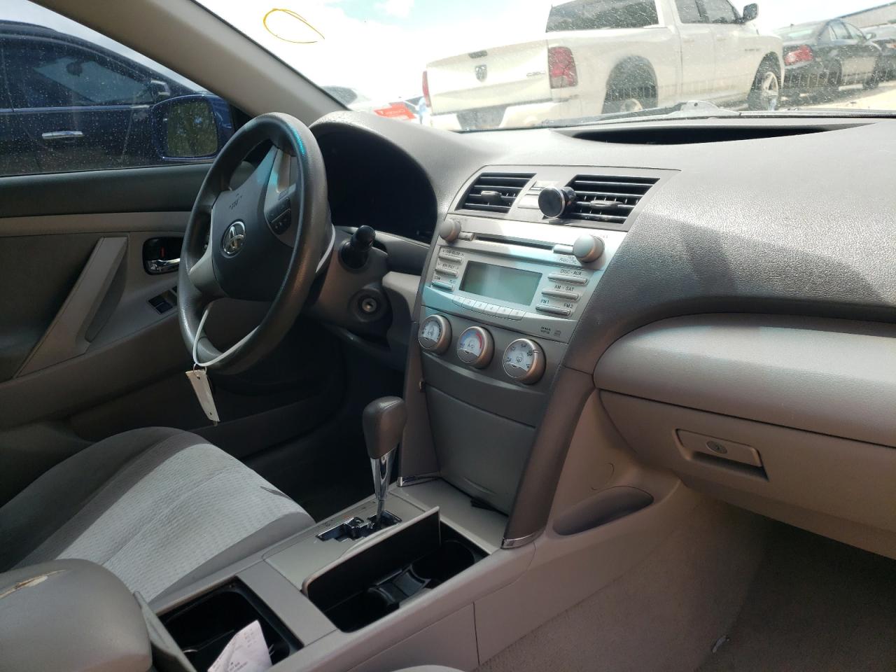 Photo 9 from auction – 2011 TOYOTA CAMRY BASE with VIN 4T1BF3EK1BU630989