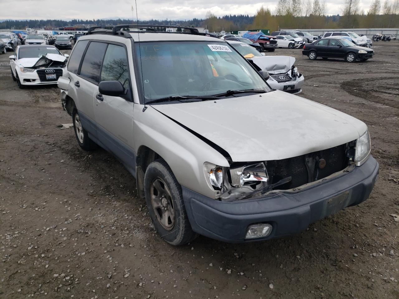SUBARU FORESTER L 1999 with VIN JF1SF6355XH723183 - Photo from auction