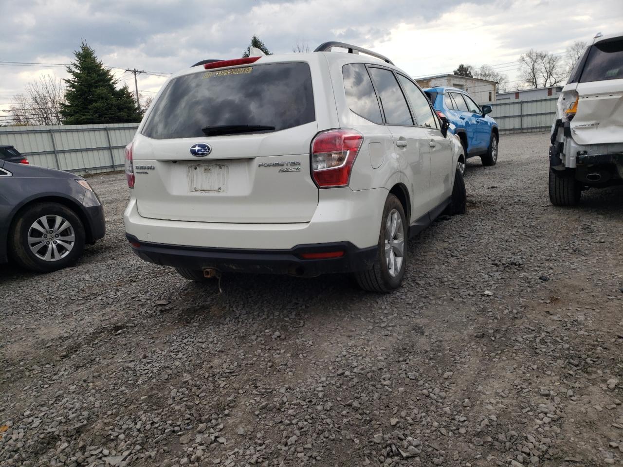 Photo 4 from auction – 2016 SUBARU FORESTER 2 with VIN JF2SJAFC9GH503245