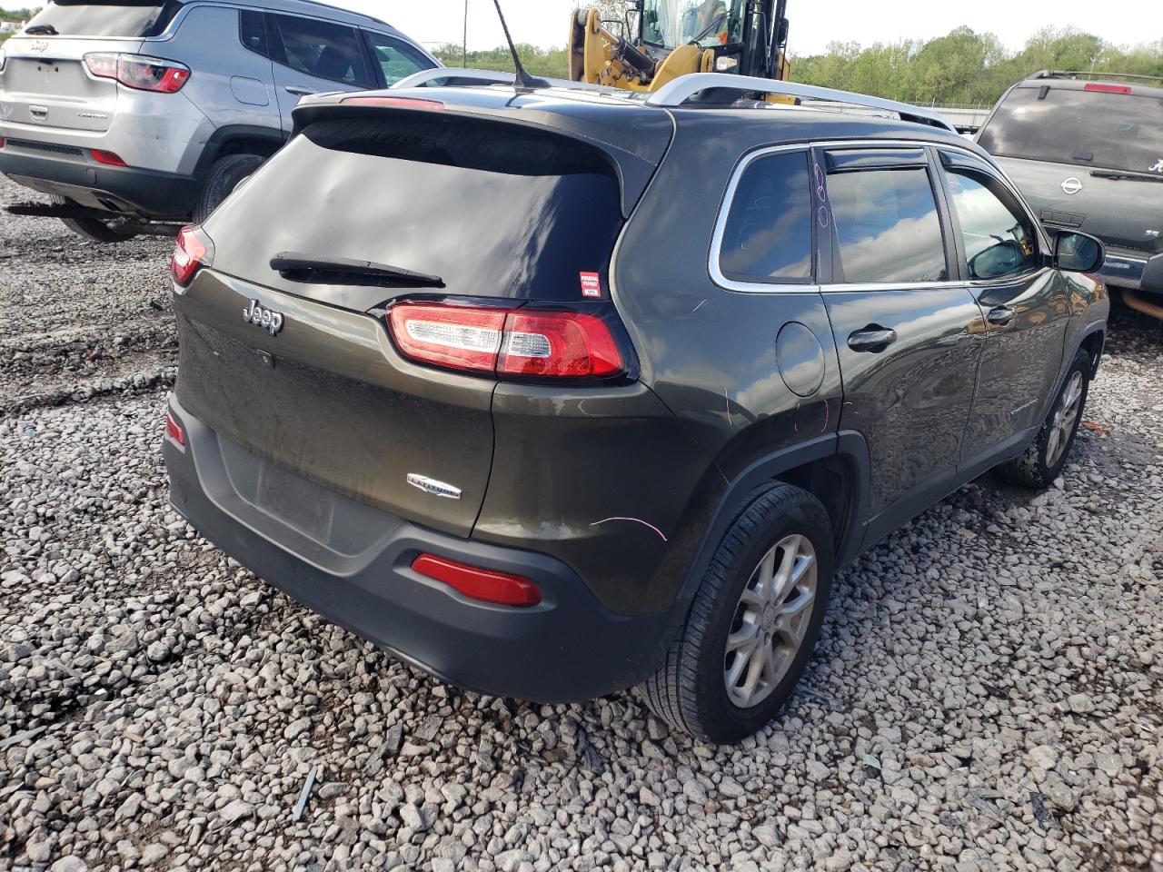 Photo 4 from auction – 2015 JEEP CHEROKEE L with VIN 1C4PJLCB5FW579745