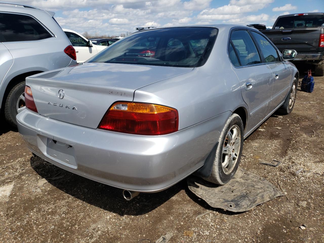 Photo 4 from auction – 2001 ACURA 3.2TL with VIN 19UUA56681A032859