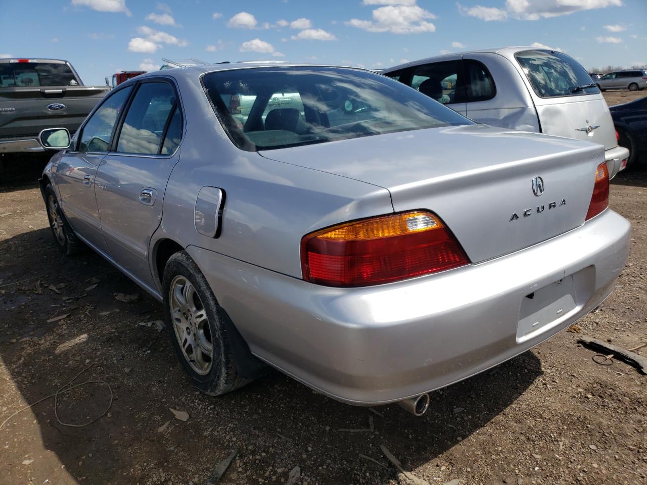 Photo 3 from auction – 2001 ACURA 3.2TL with VIN 19UUA56681A032859