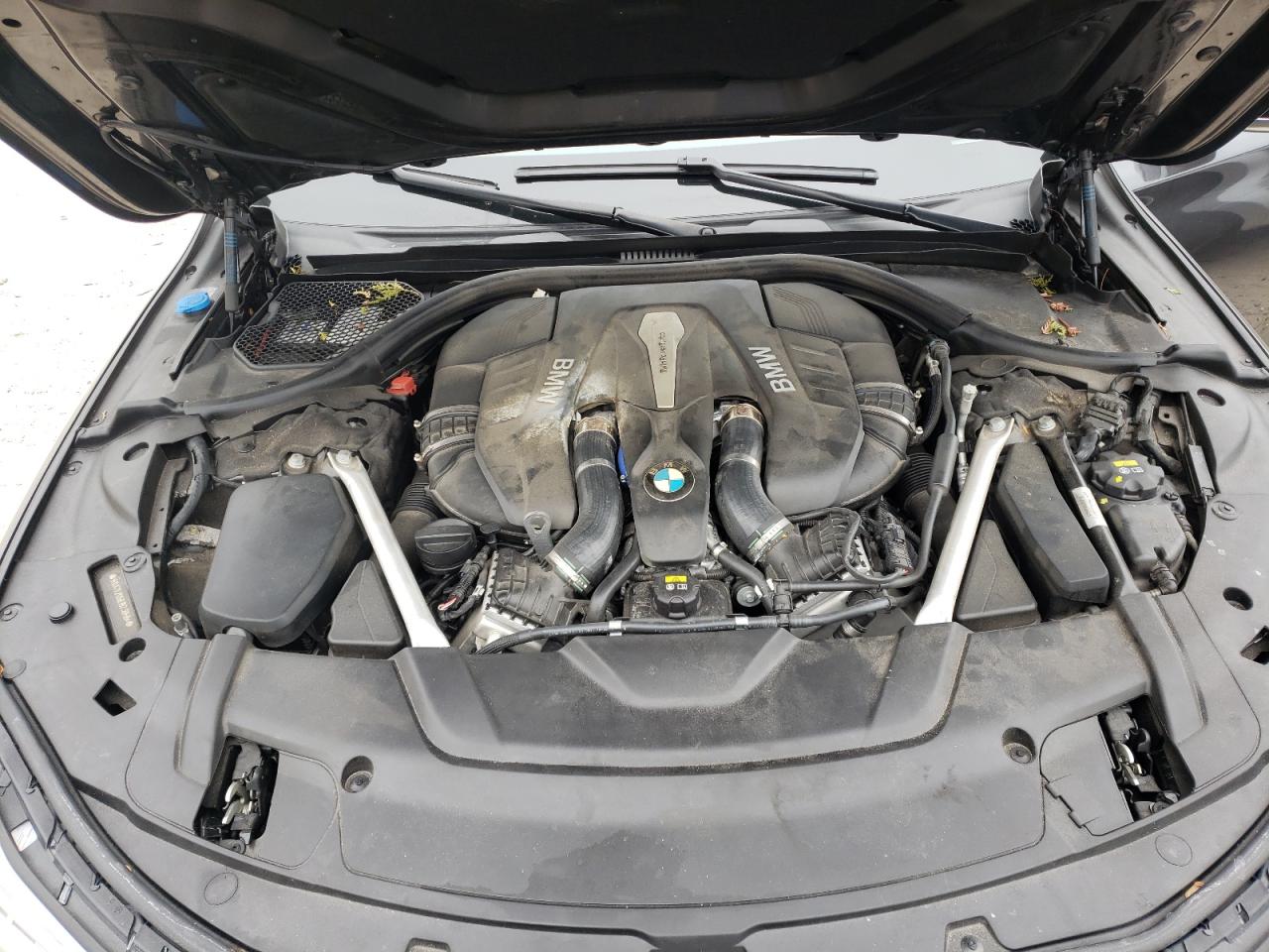 Photo 7 from auction – 2018 BMW 750 XI with VIN WBA7F2C58JB238584