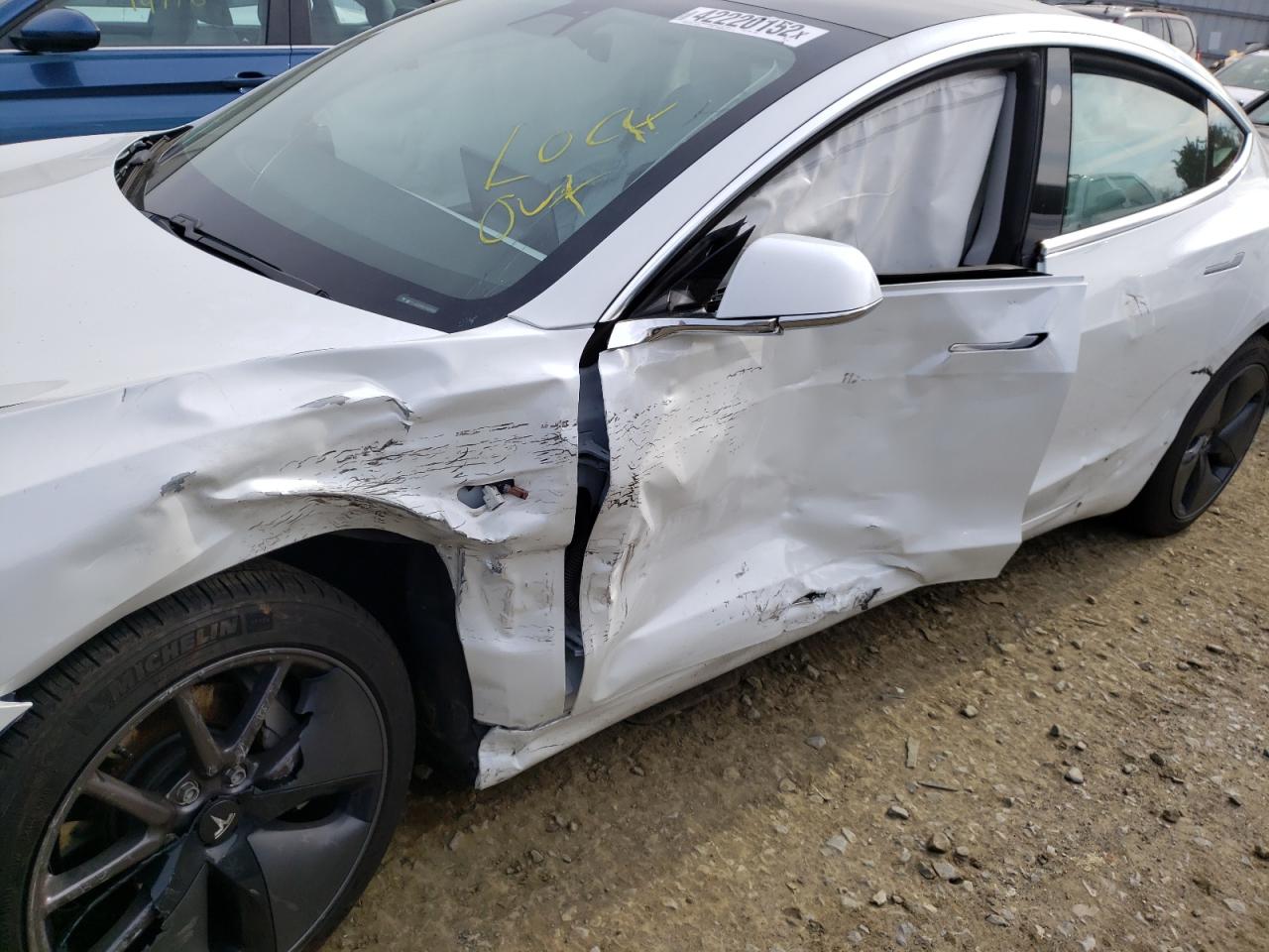 Photo 9 from auction – 2020 TESLA MODEL 3 with VIN 5YJ3E1EB5LF639690