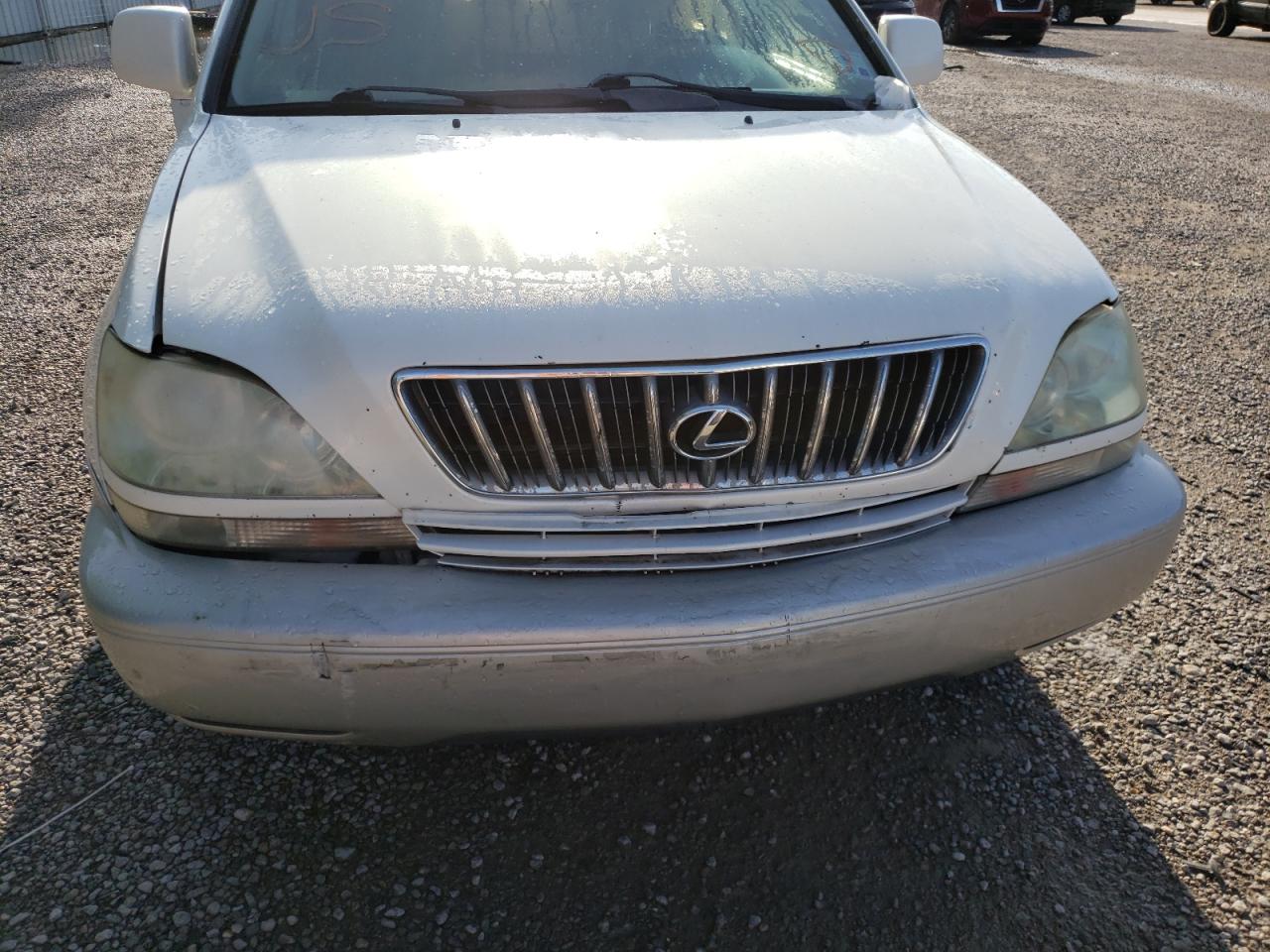Photo 9 from auction – 2002 LEXUS RX 300 with VIN JTJGF10U620129897