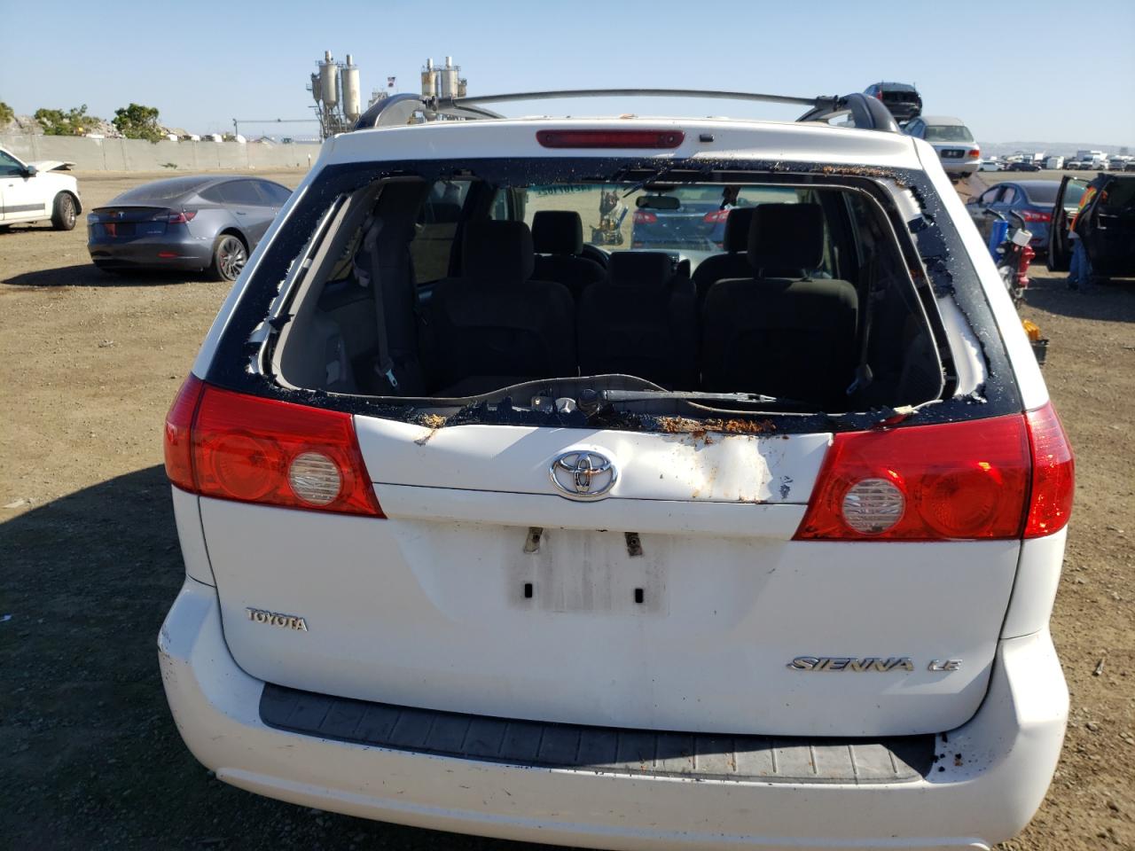 Photo 9 from auction – 2008 TOYOTA SIENNA CE with VIN 5TDZK23C08S210447