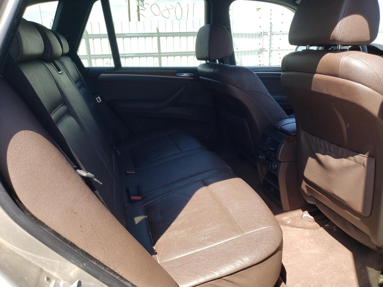 Photo 6 from auction – 2007 BMW X5 4.8I with VIN 5UXFE83517LZ45600