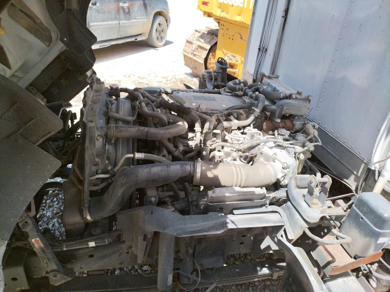 Photo 9 from auction – 2015 ISUZU NQR with VIN JALE5W167F7301411