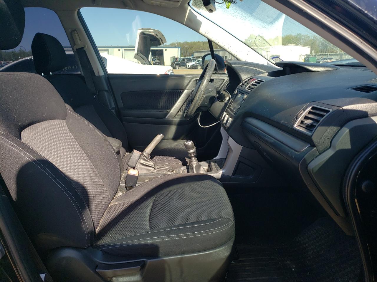 Photo 5 from auction – 2017 SUBARU FORESTER 2 with VIN JF2SJAAC9HG482265