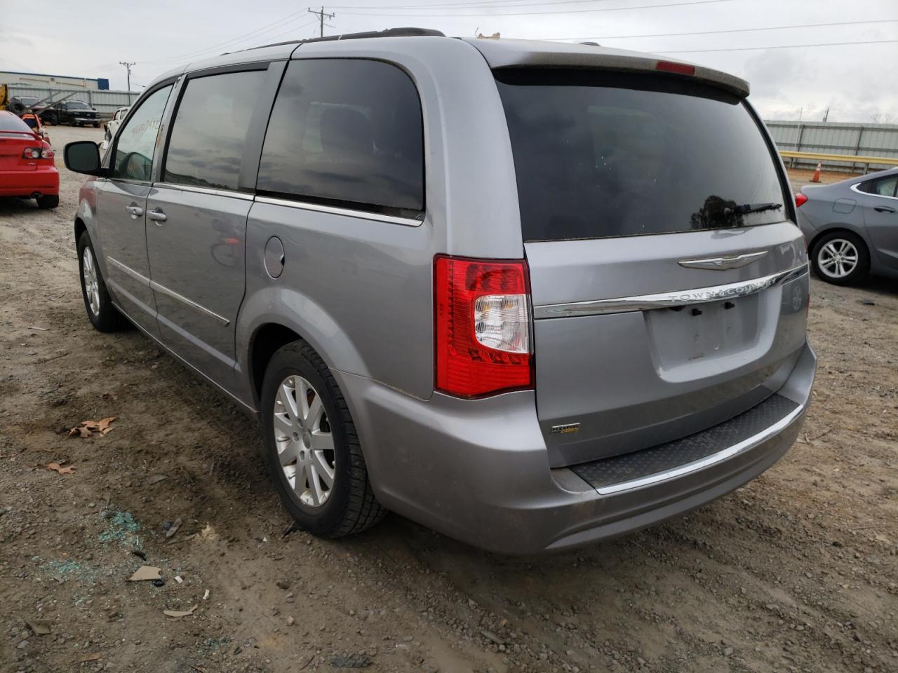 Photo 3 from auction – 2014 CHRYSLER TOWN & COU with VIN 2C4RC1BG8ER435862