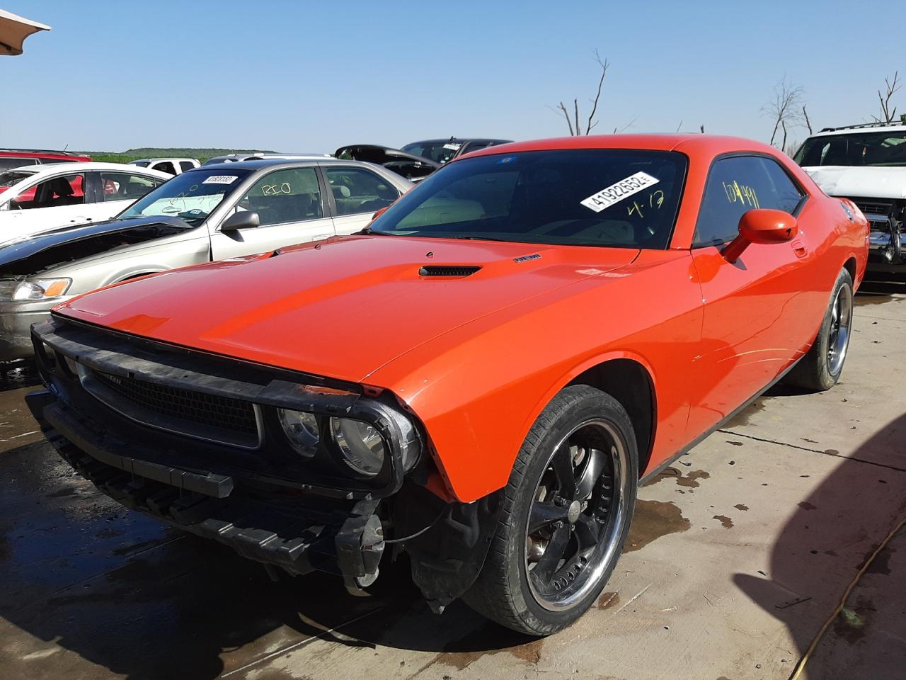 Photo 2 from auction – 2009 DODGE CHALLENGER with VIN 2B3LJ54T89H592429
