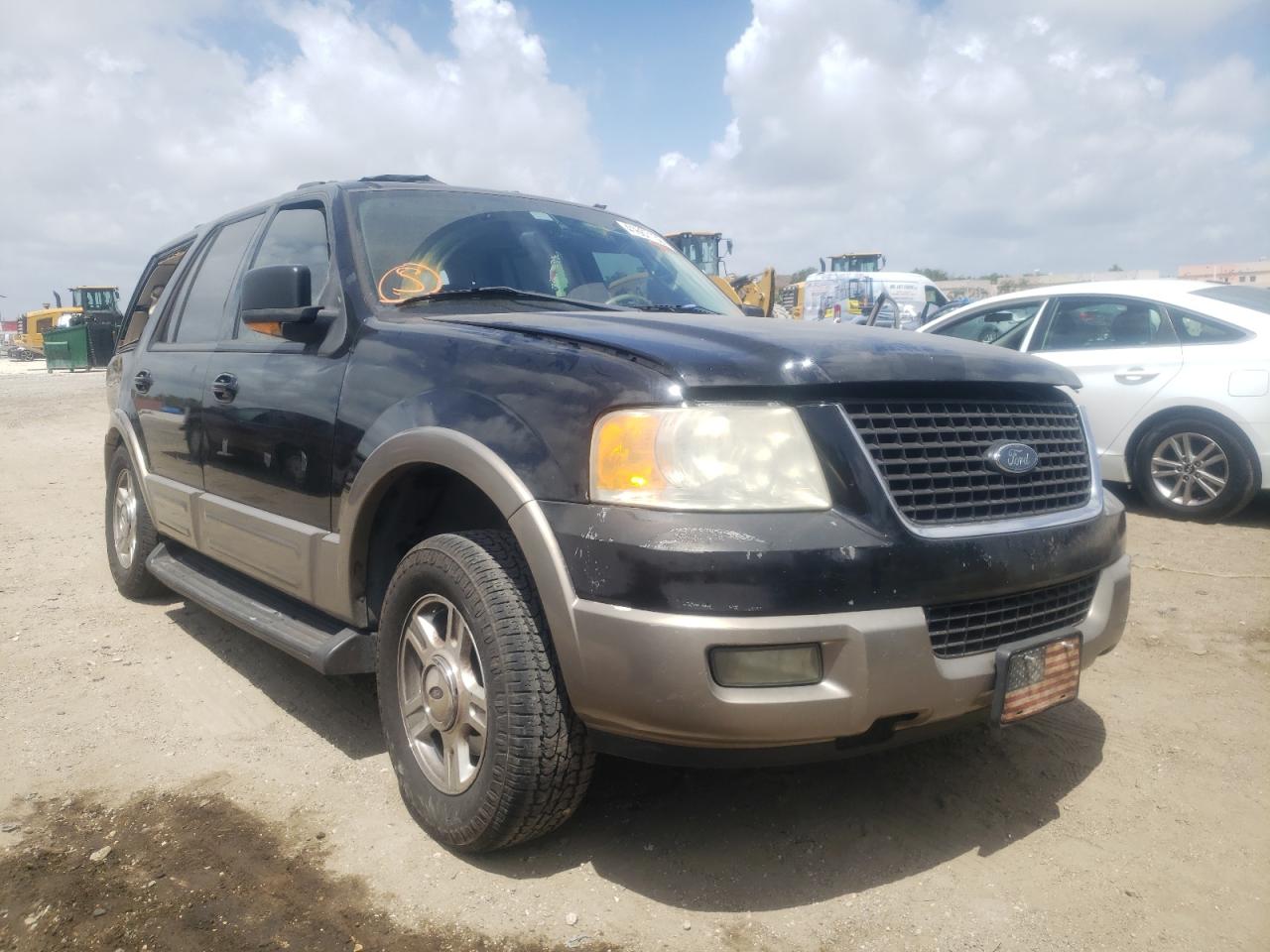 FORD EXPEDITION 2003 with VIN 1FMFU17L73LB55373 - Photo from auction