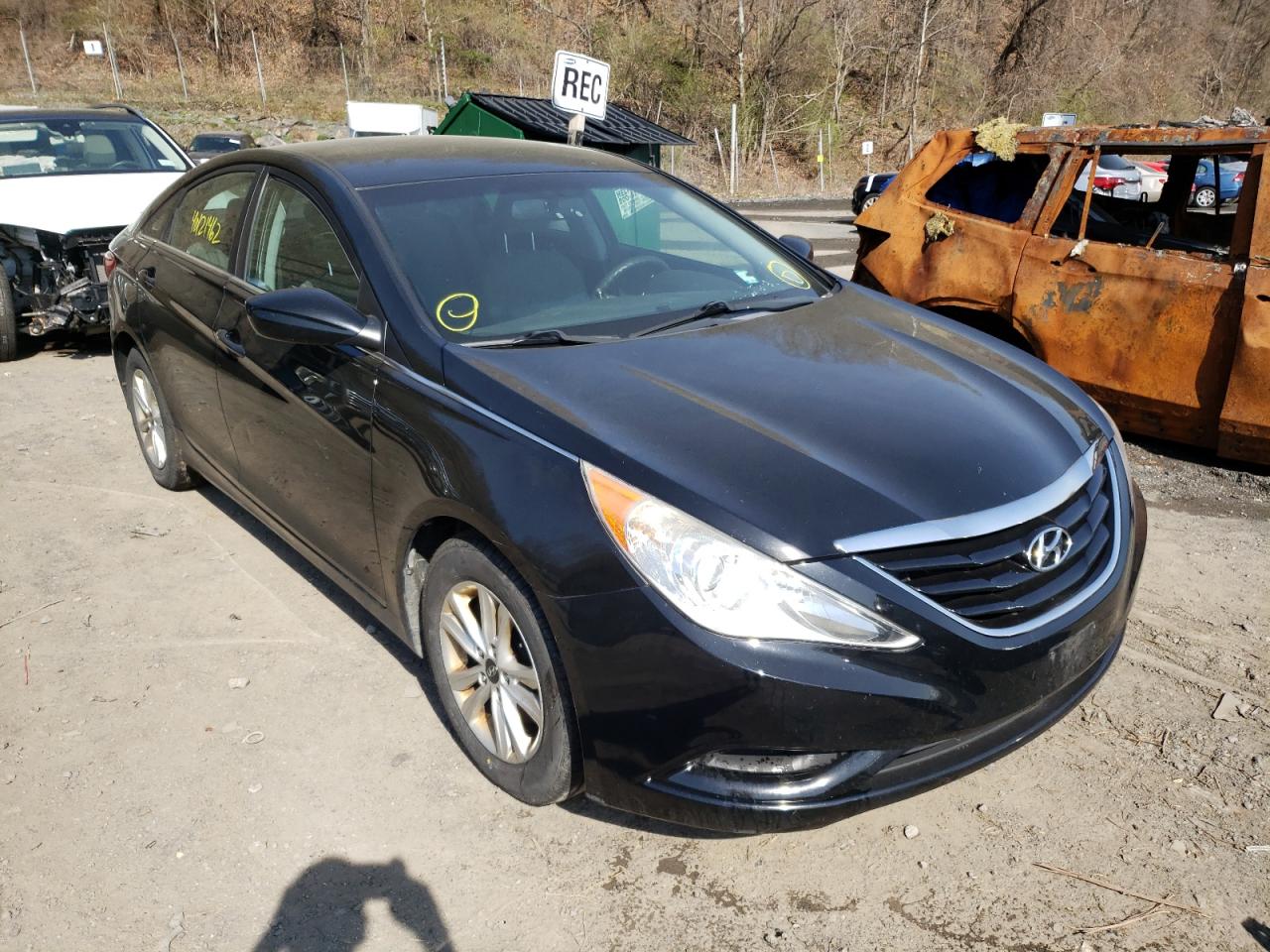 HYUNDAI SONATA 2011 z numerem VIN 5NPEB4AC7BH158096 - Zdjęcie z aukcji