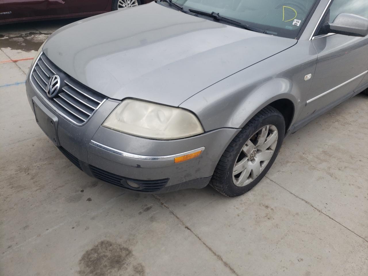 Photo 9 from auction – 2003 VOLKSWAGEN PASSAT with VIN WVWWH63B83E086345