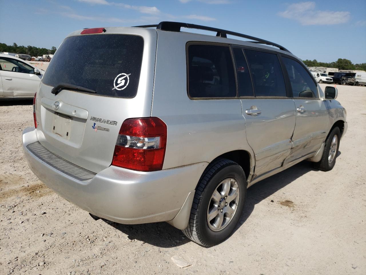 Photo 4 from auction – 2005 TOYOTA HIGHLANDER with VIN JTEGP21A650066343