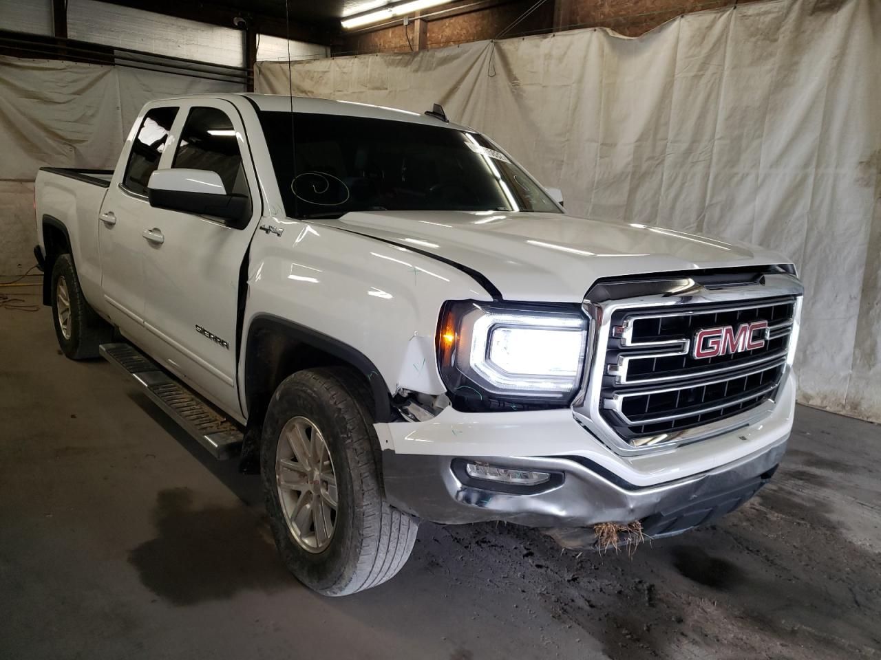 GMC SIERRA K15 2017 with VIN 1GTV2MEC5HZ203998 - Photo from auction