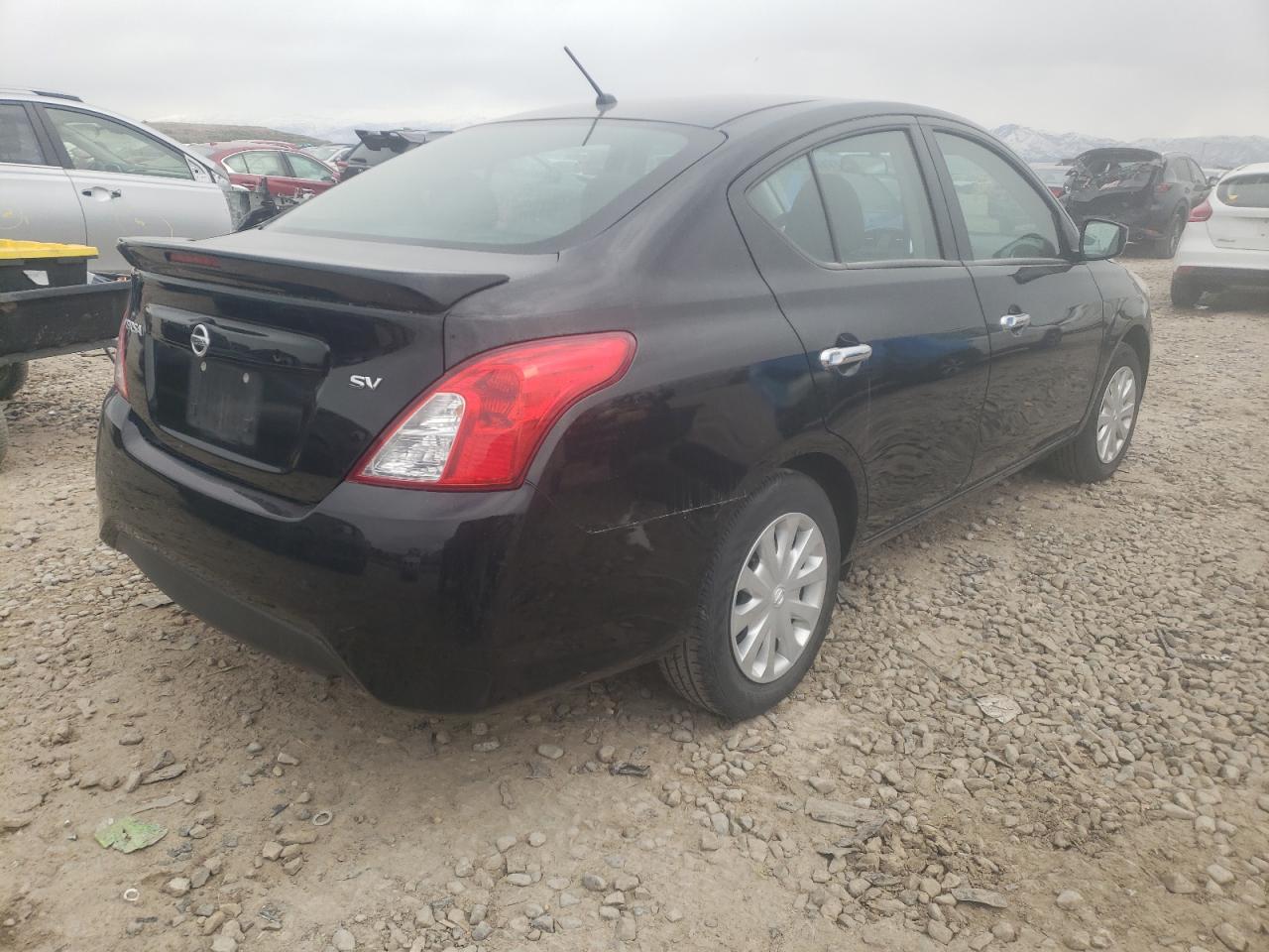 Photo 4 from auction – 2019 NISSAN VERSA S with VIN 3N1CN7AP7KL872686