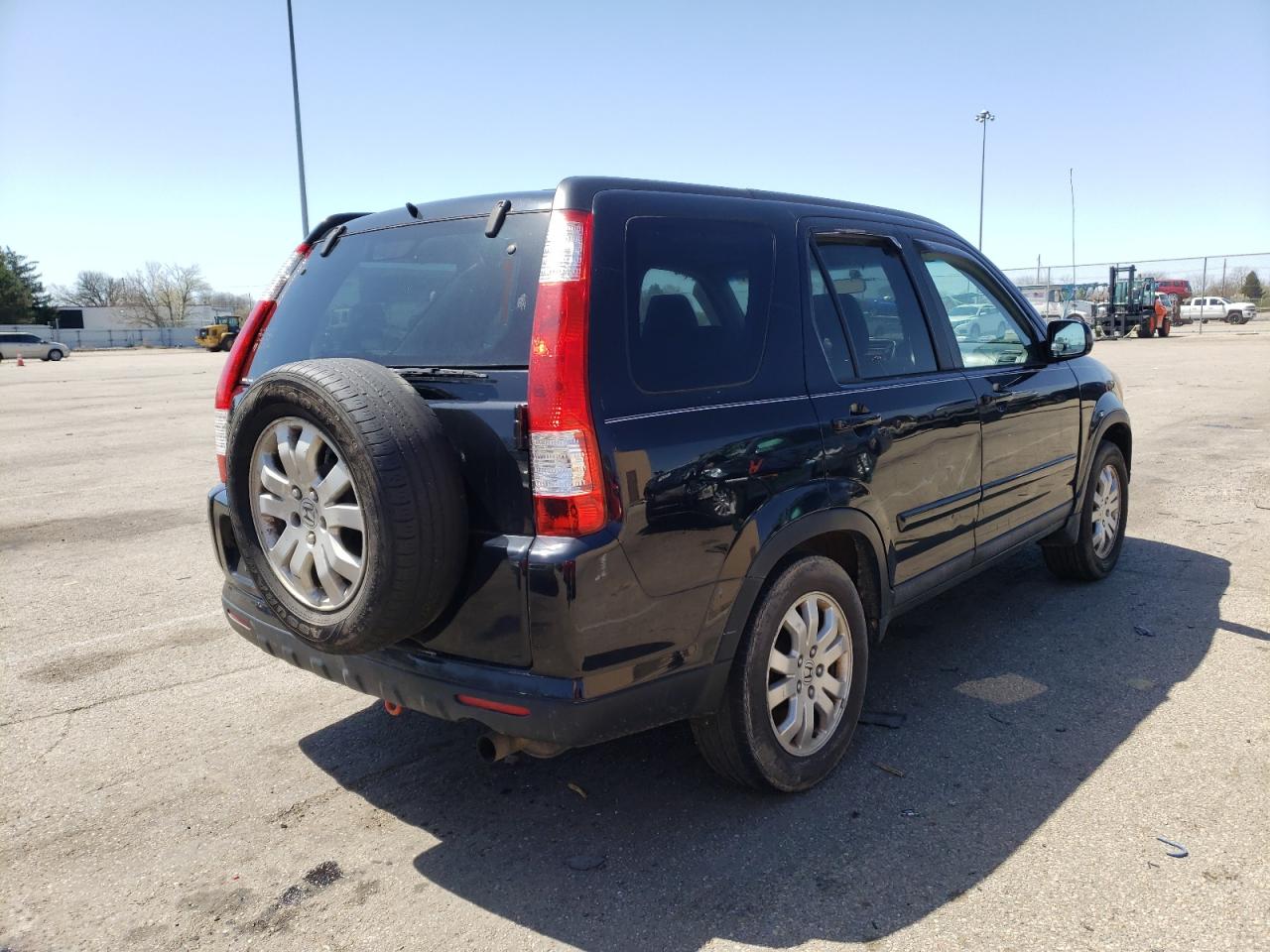 Photo 4 from auction – 2005 HONDA CR-V SE with VIN SHSRD78995U327084
