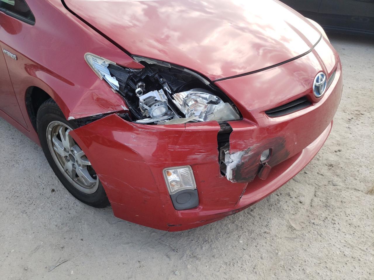 Photo 9 from auction – 2011 TOYOTA PRIUS with VIN JTDKN3DU5B5353932