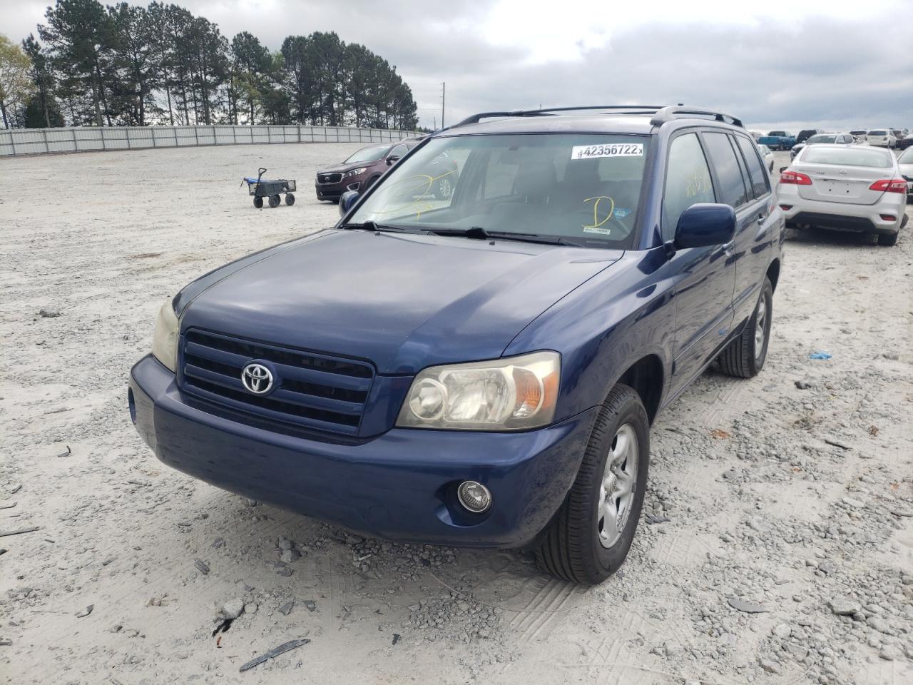 Photo 2 from auction – 2004 TOYOTA HIGHLANDER with VIN JTEGD21A040099099
