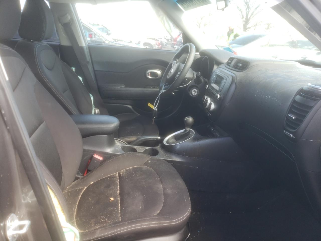 Photo 5 from auction – 2016 KIA SOUL with VIN KNDJN2A26G7321480