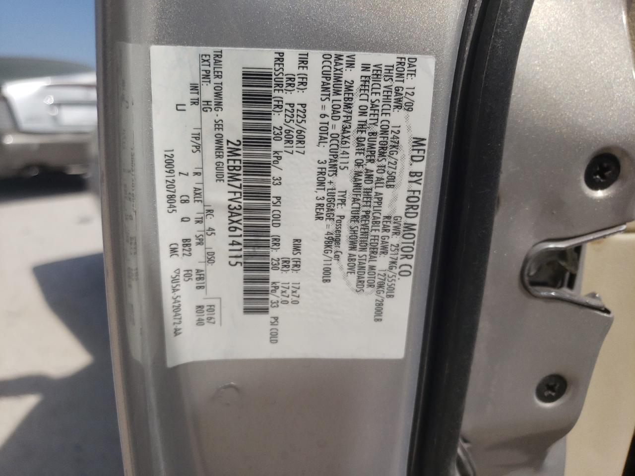 Photo 10 from auction – 2010 MERCURY GRAND MARQ with VIN 2MEBM7FV3AX614115