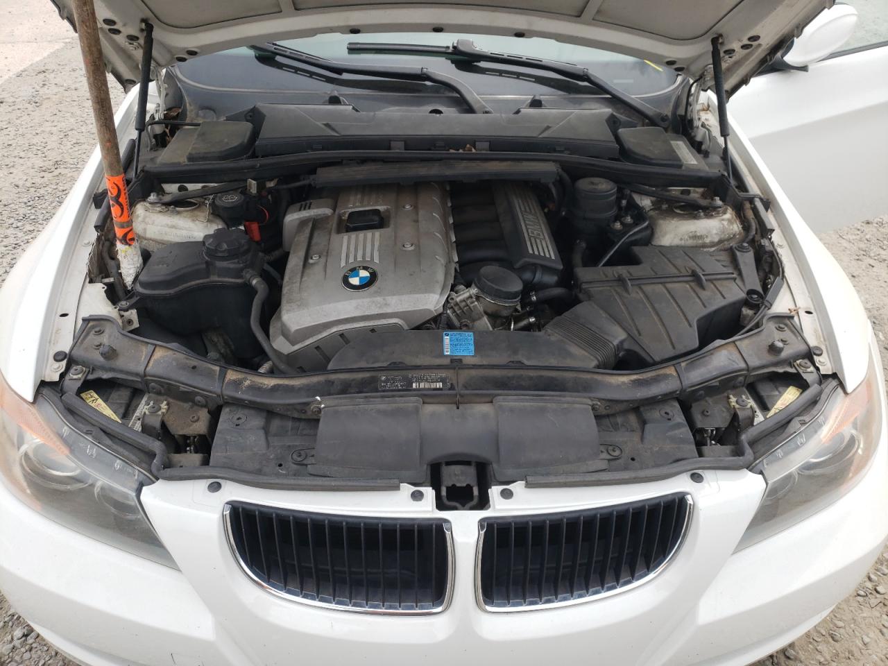 Photo 7 from auction – 2006 BMW 325 I with VIN WBAVB13506PS64118