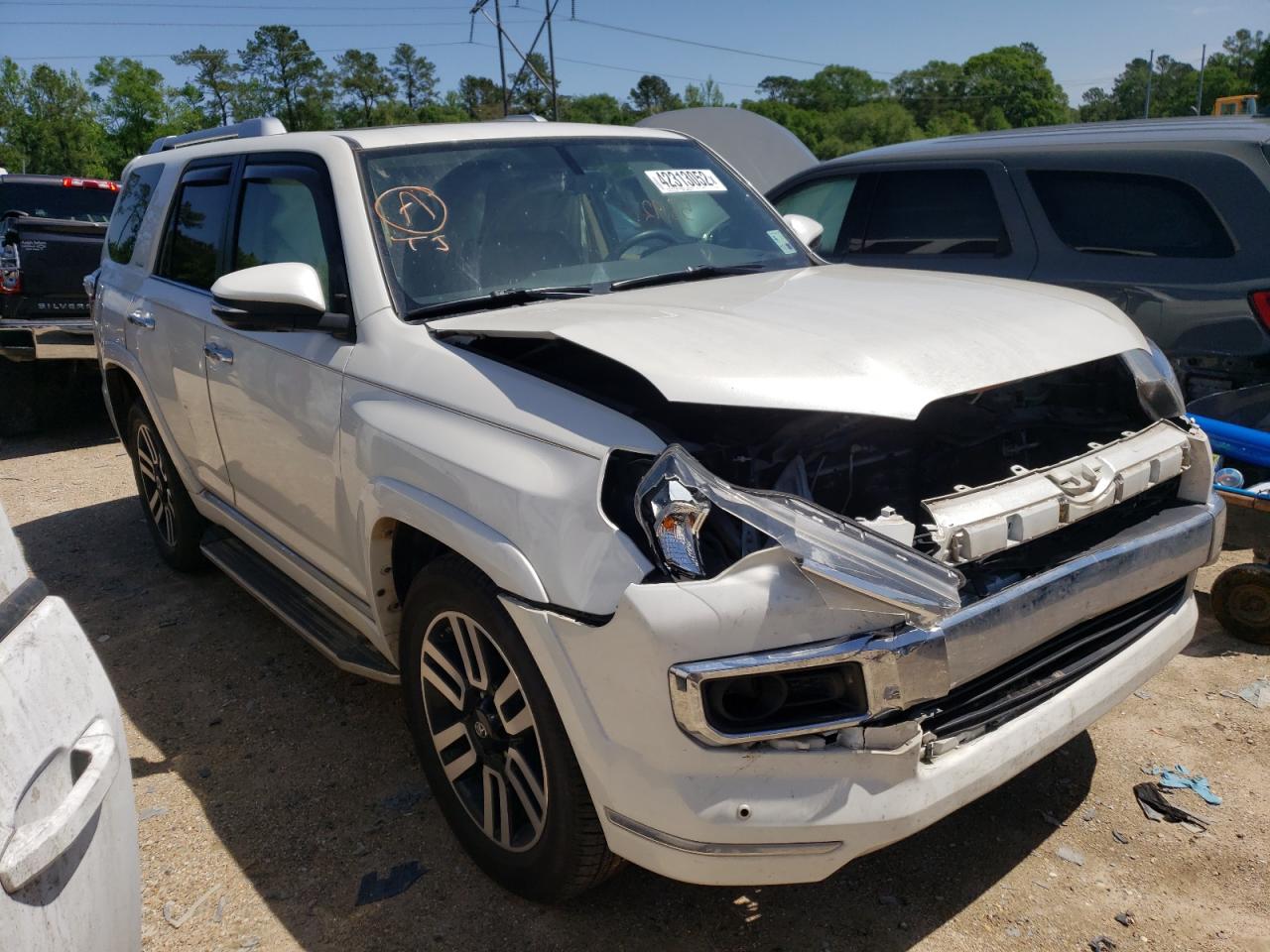 TOYOTA 4RUNNER SR 2017 with VIN JTEZU5JR9H5156702 - Photo from auction