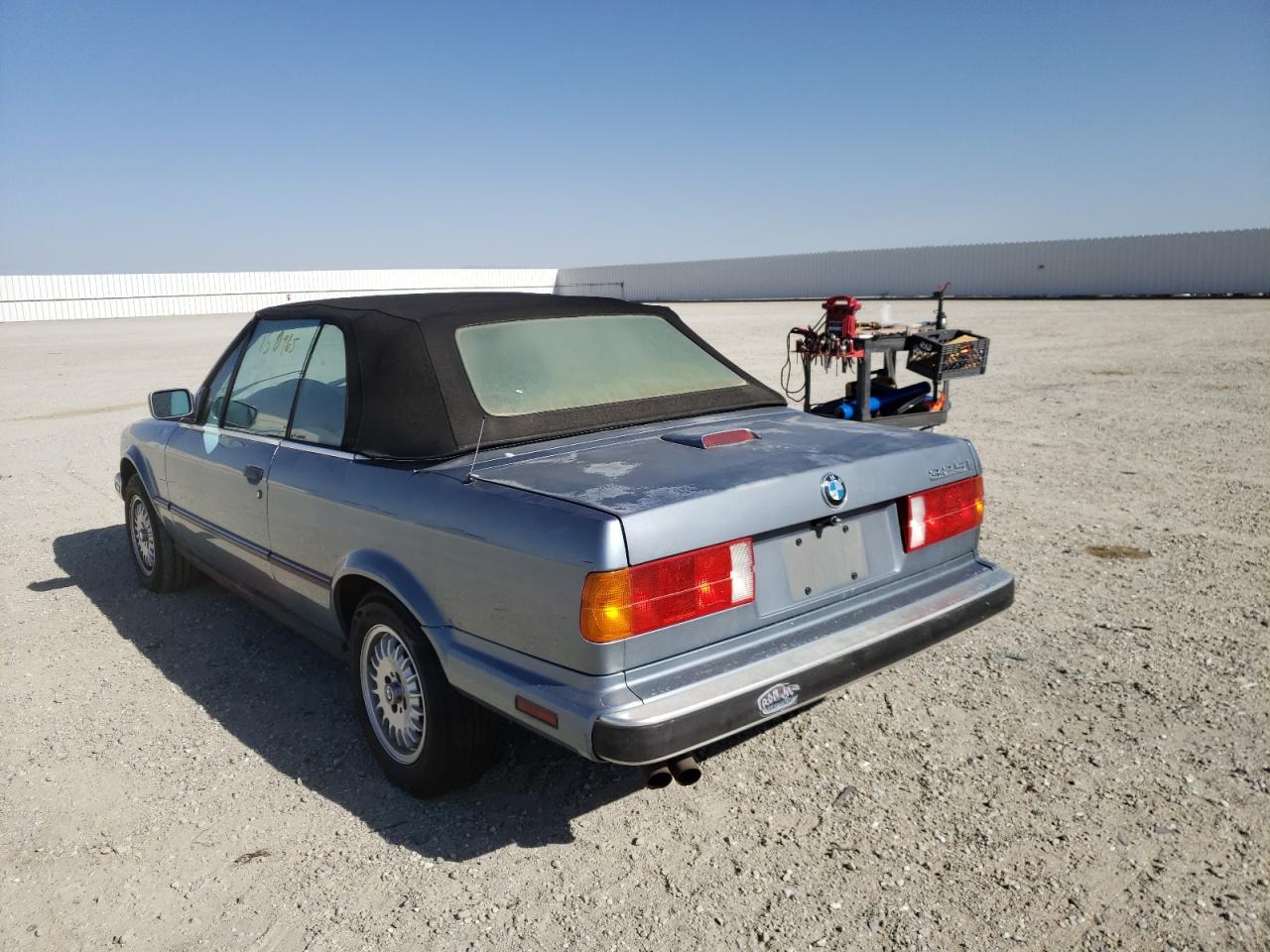 Photo 3 from auction – 1989 BMW 325 I AUTO with VIN WBABB2306KEC18752