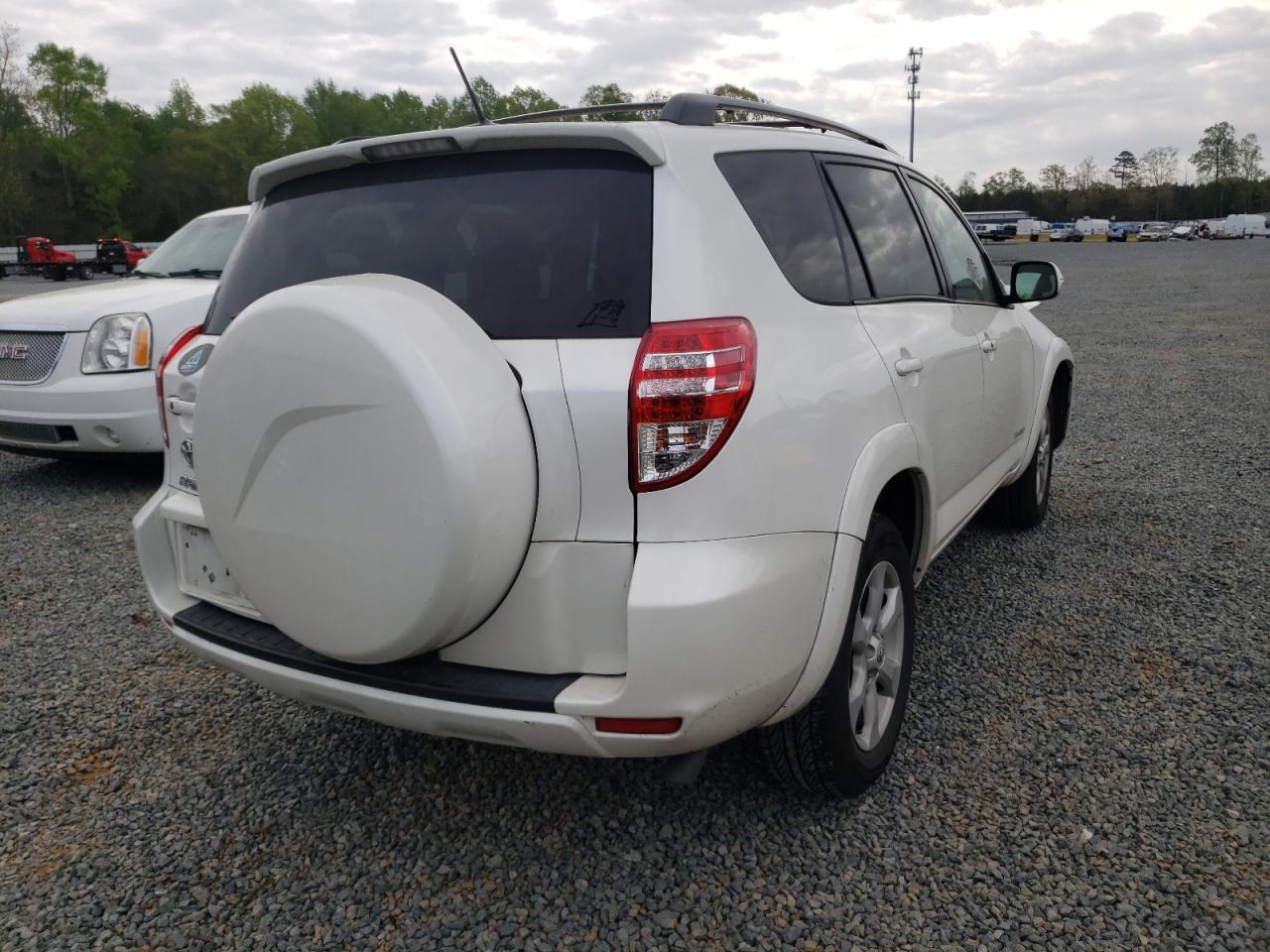 Photo 4 from auction – 2012 TOYOTA RAV4 LIMIT with VIN 2T3YF4DV2CW153932