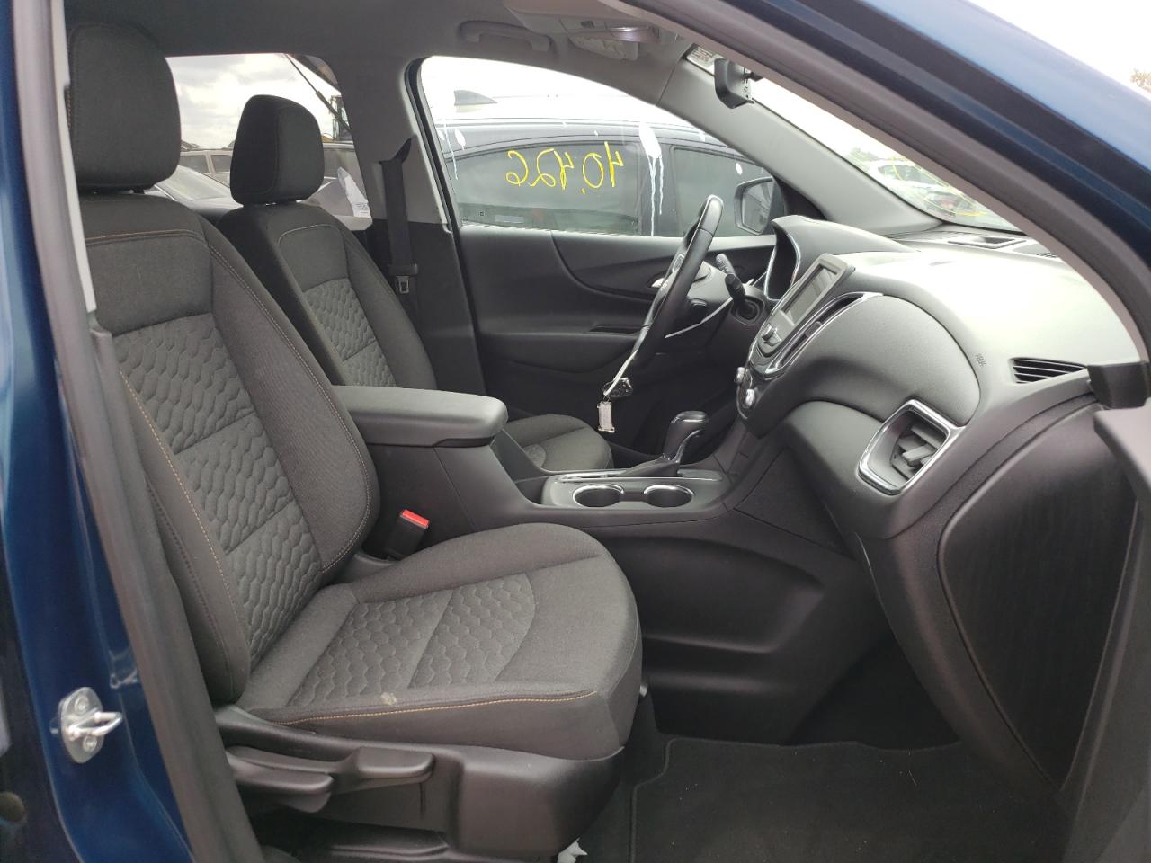 Photo 5 from auction – 2019 CHEVROLET EQUINOX LT with VIN 2GNAXJEV4K6253768