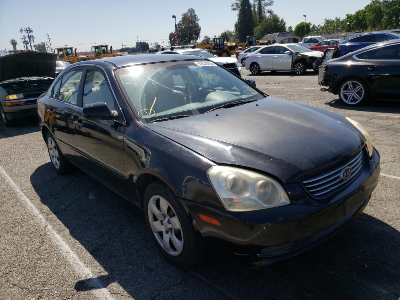 KIA OPTIMA LX 2007 with VIN KNAGE123075128682 - Photo from auction