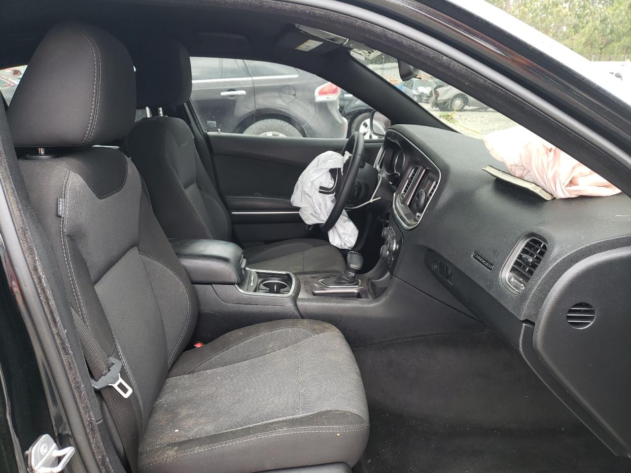 Photo 5 from auction – 2015 DODGE CHARGER SE with VIN 2C3CDXBG7FH916896