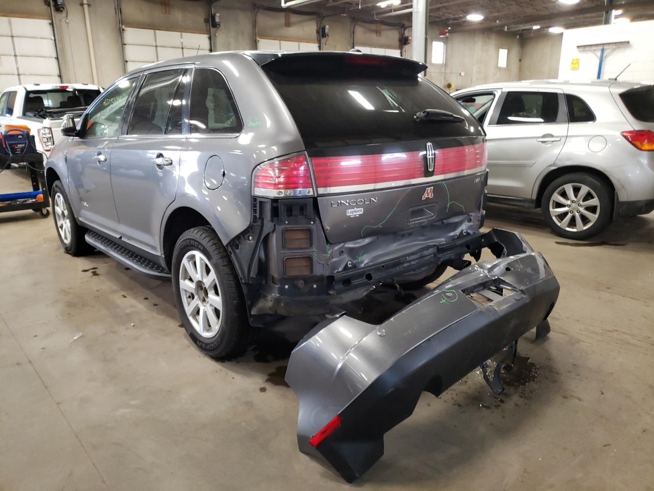 Photo 3 from auction – 2009 LINCOLN MKX with VIN 2LMDU68C99BJ10628