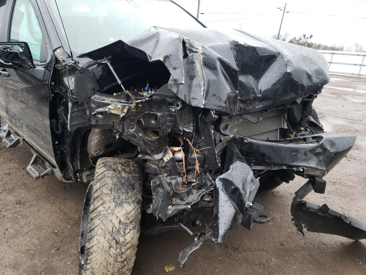 Photo 9 from auction – 2019 CHEVROLET SILVERADO with VIN 1GCRYBEF5KZ422563