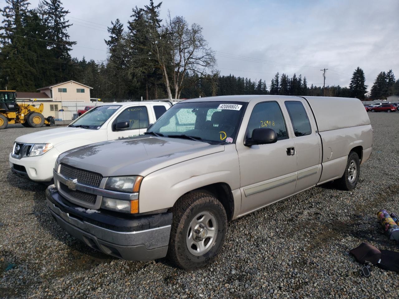 Photo 2 from auction – 2004 CHEVROLET SILVERADO with VIN 1GCEC19T64E251095