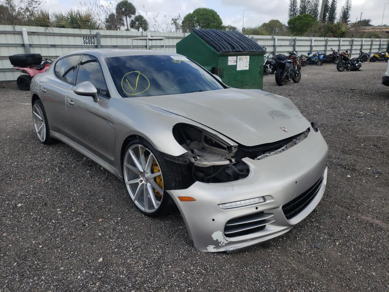 PORSCHE PANAMERA 2 2013 with VIN WP0AA2A74DL011306 - Photo from auction