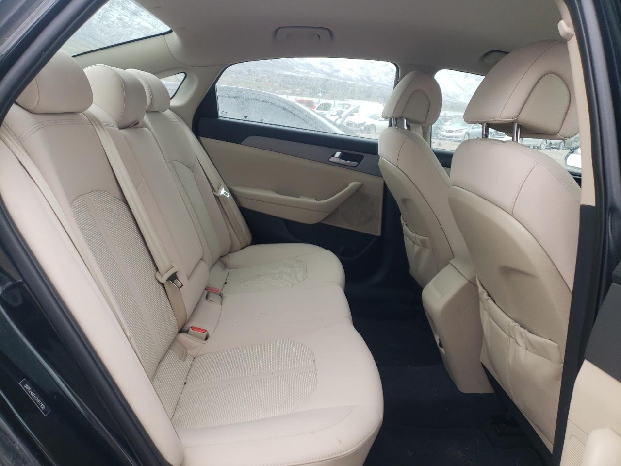 Photo 6 from auction – 2016 HYUNDAI SONATA SE with VIN 5NPE24AF6GH417405