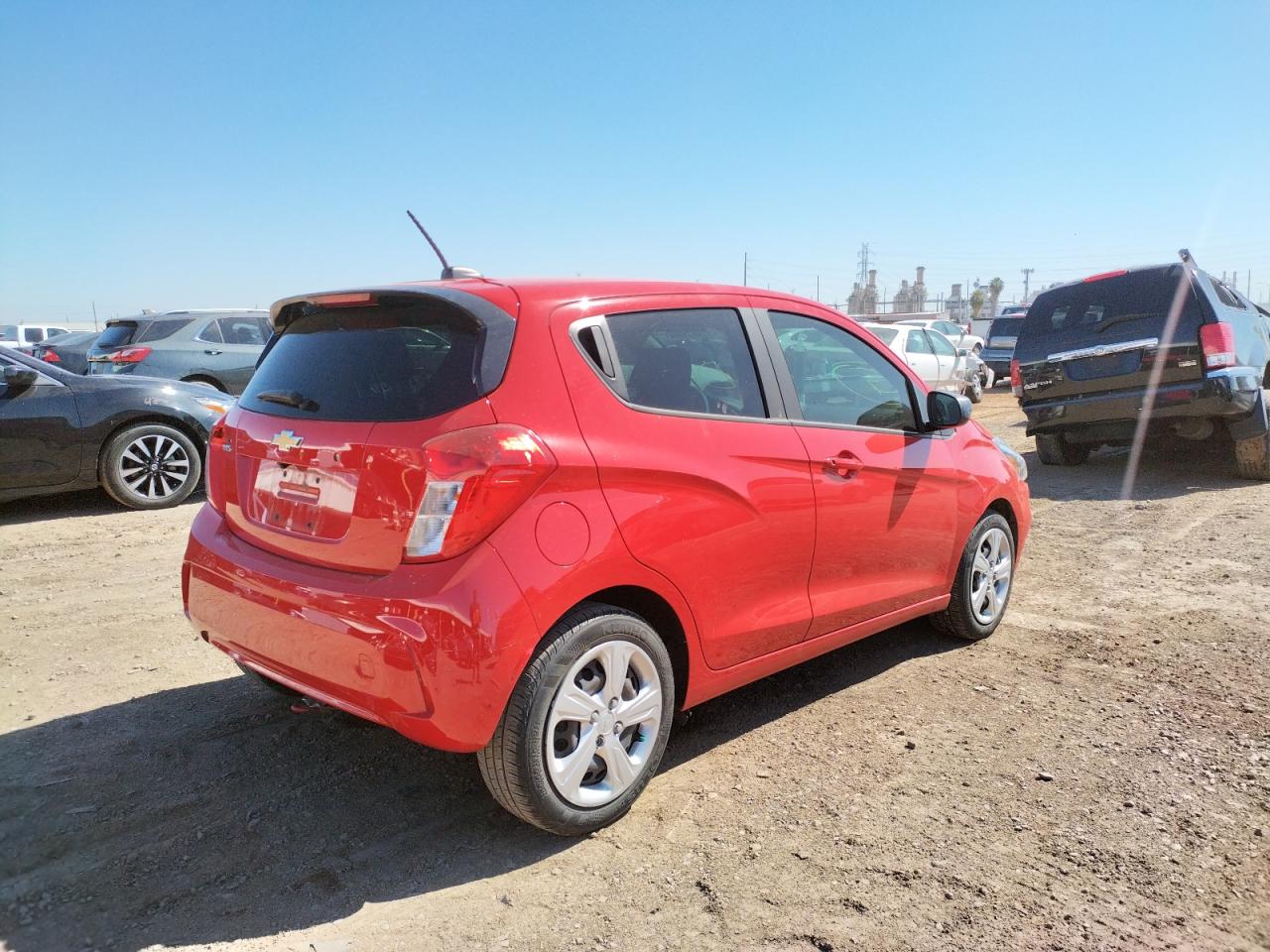 Photo 4 from auction – 2019 CHEVROLET SPARK LS with VIN KL8CB6SA8KC813919