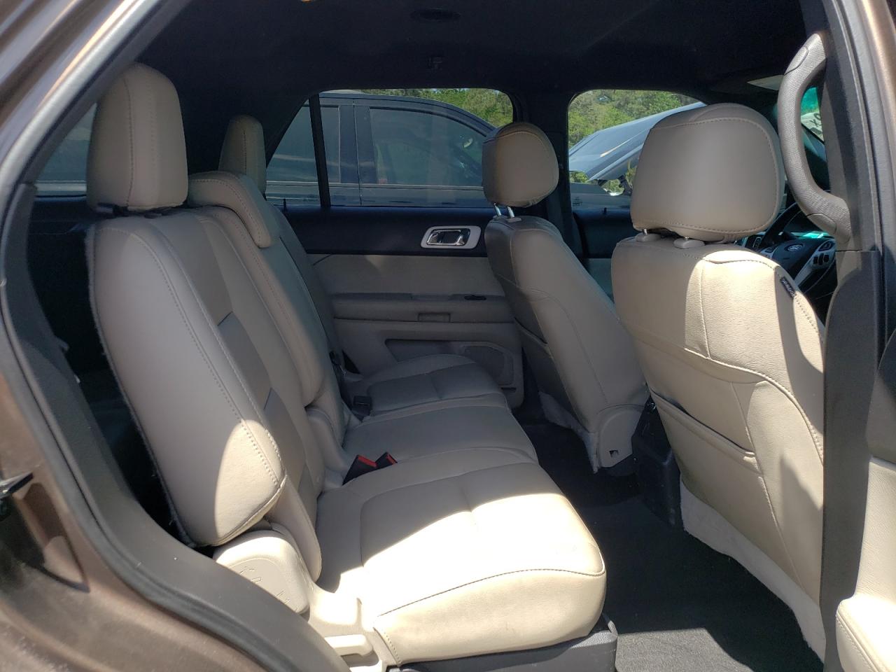 Photo 6 from auction – 2015 FORD EXPLORER X with VIN 1FM5K7D83FGC49073